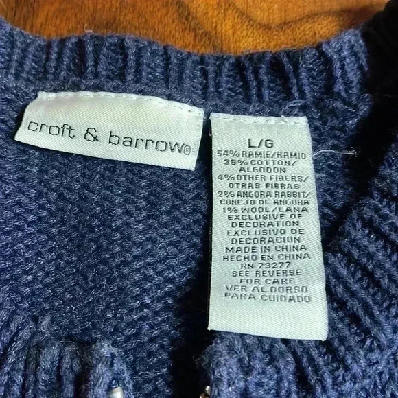 Croft and barrow women’s size large holiday zip up sweater. - Picture 4 of 7